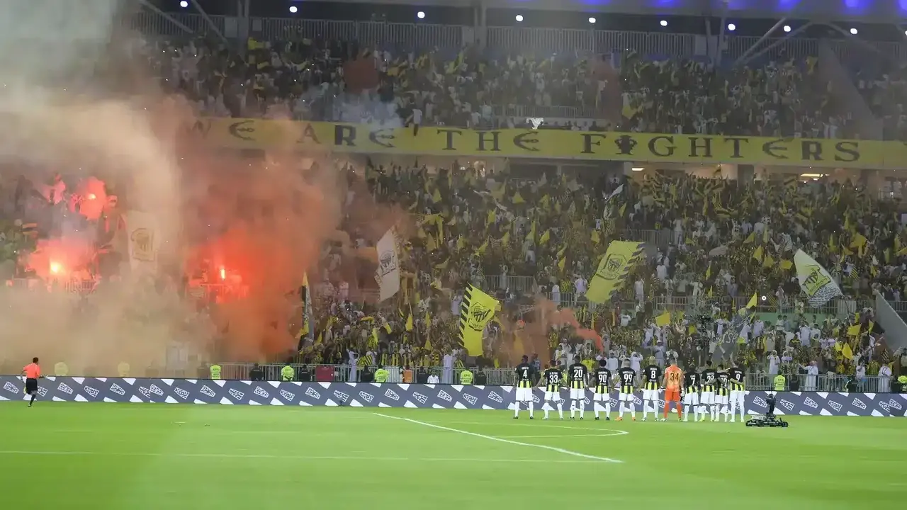 صفقة كبرى تقترب.. لاعب لاتسيو على وشك الانتقال للاتحاد السعودي